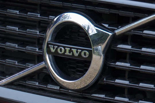 Volvo V60 Estate 2.0T6 Plug-In Hybrid Plus Dark Auto AWD